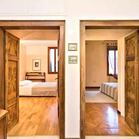 Апартаменты Biennale Apt Balcony