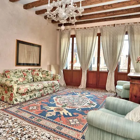 Апартаменты Biennale Apt Balcony *