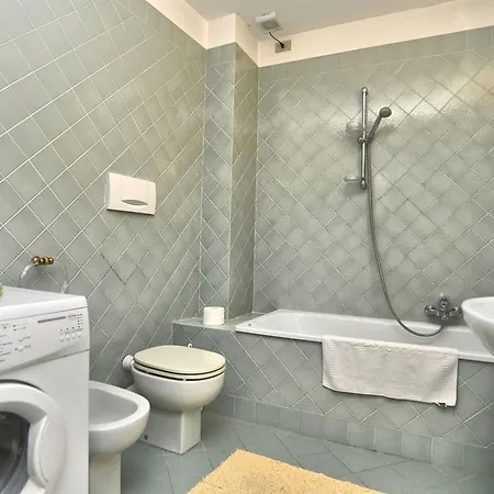 Апартаменты Biennale Apt Balcony Венеция