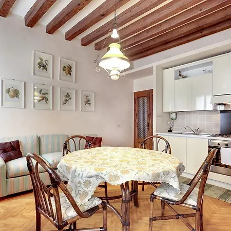 Апартаменты Biennale Apt Balcony *